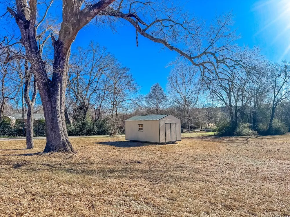 2010 SaltWorks Road Palestine, TX 75803
