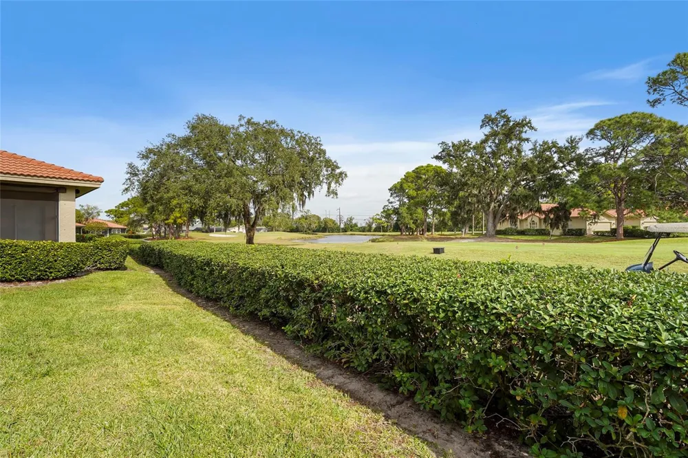 3350 W CHELMSFORD COURT #13 Sarasota, FL 34235