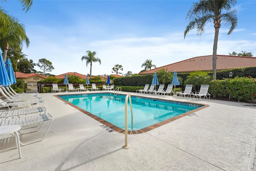 3350 W CHELMSFORD COURT #13 Sarasota, FL 34235