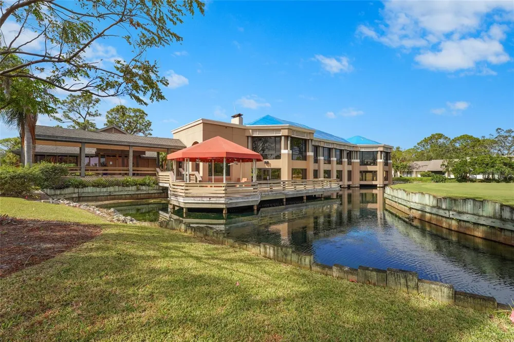 3350 W CHELMSFORD COURT #13 Sarasota, FL 34235