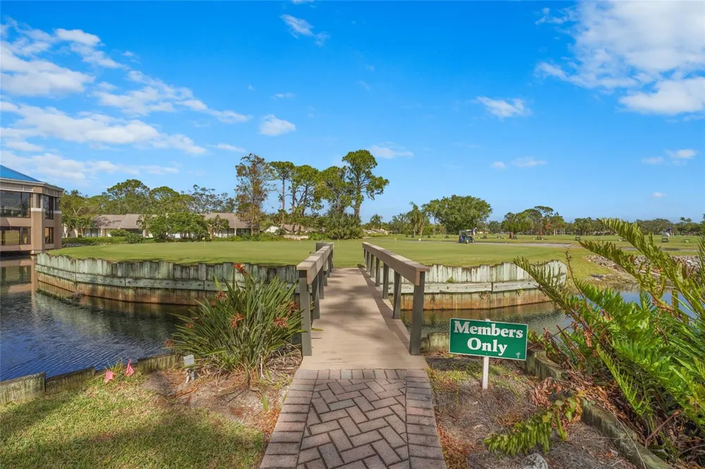 3350 W CHELMSFORD COURT #13 Sarasota, FL 34235