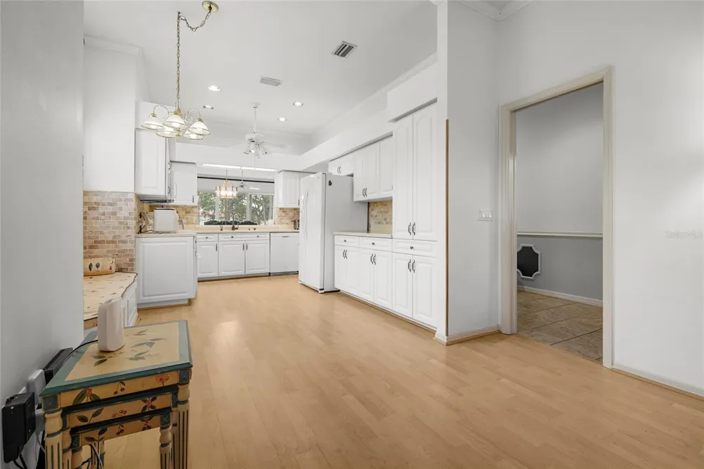 3350 W CHELMSFORD COURT #13 Sarasota, FL 34235