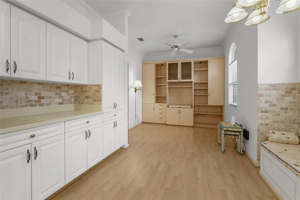 3350 W CHELMSFORD COURT #13 Sarasota, FL 34235