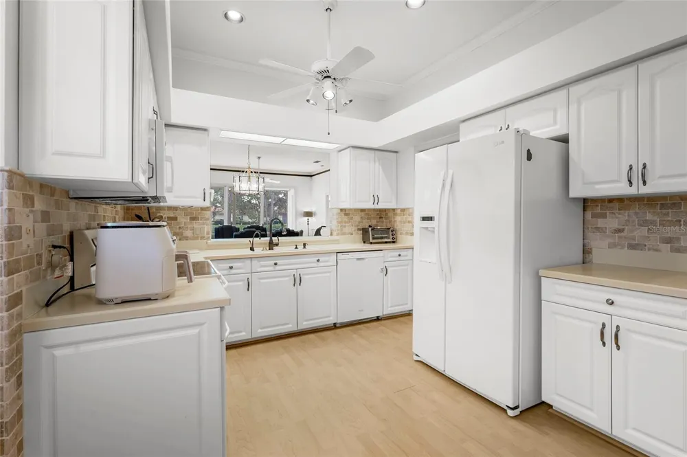 3350 W CHELMSFORD COURT #13 Sarasota, FL 34235