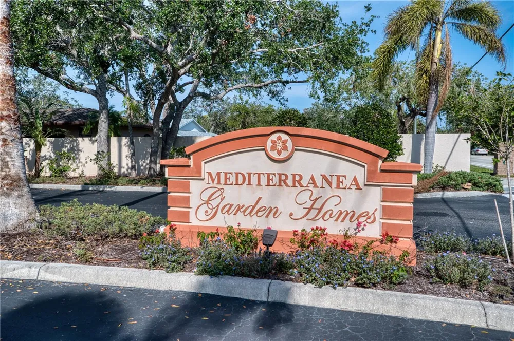 3980 MEDITERRANEA CIRCLE #522 Sarasota, FL 34233