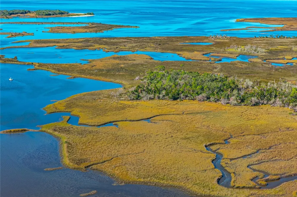 CLARK ISLAND Cedar Key, FL 32625