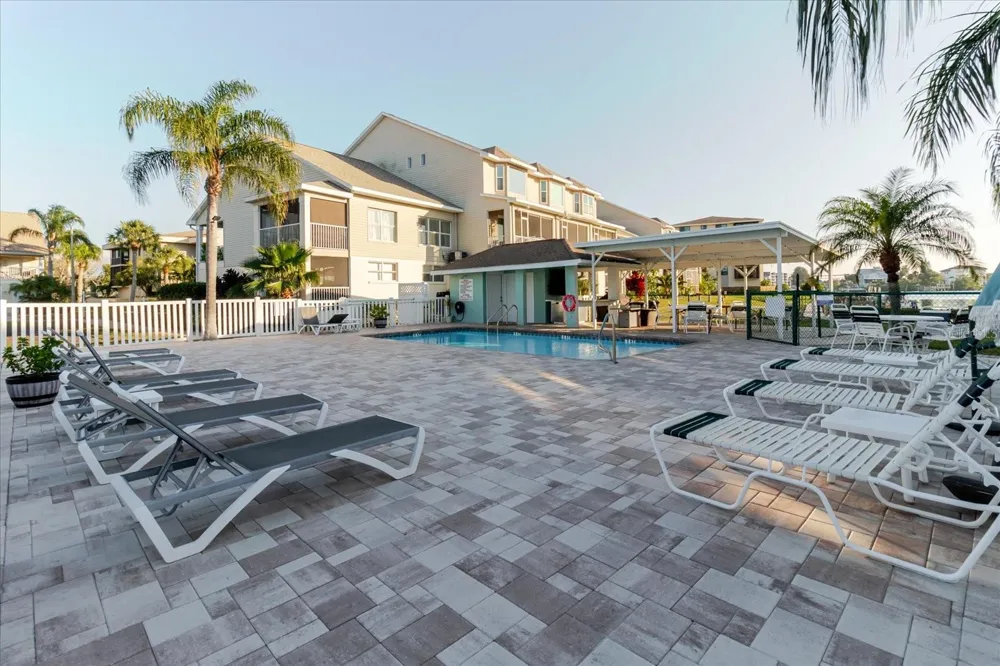 8211 BRENT STREET #828 Port Richey, FL 34668