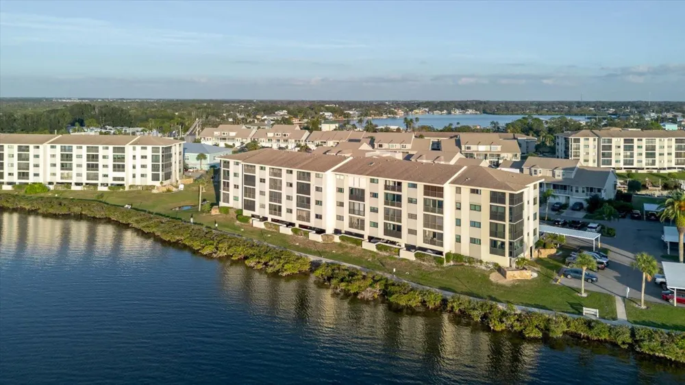 8211 BRENT STREET #828 Port Richey, FL 34668