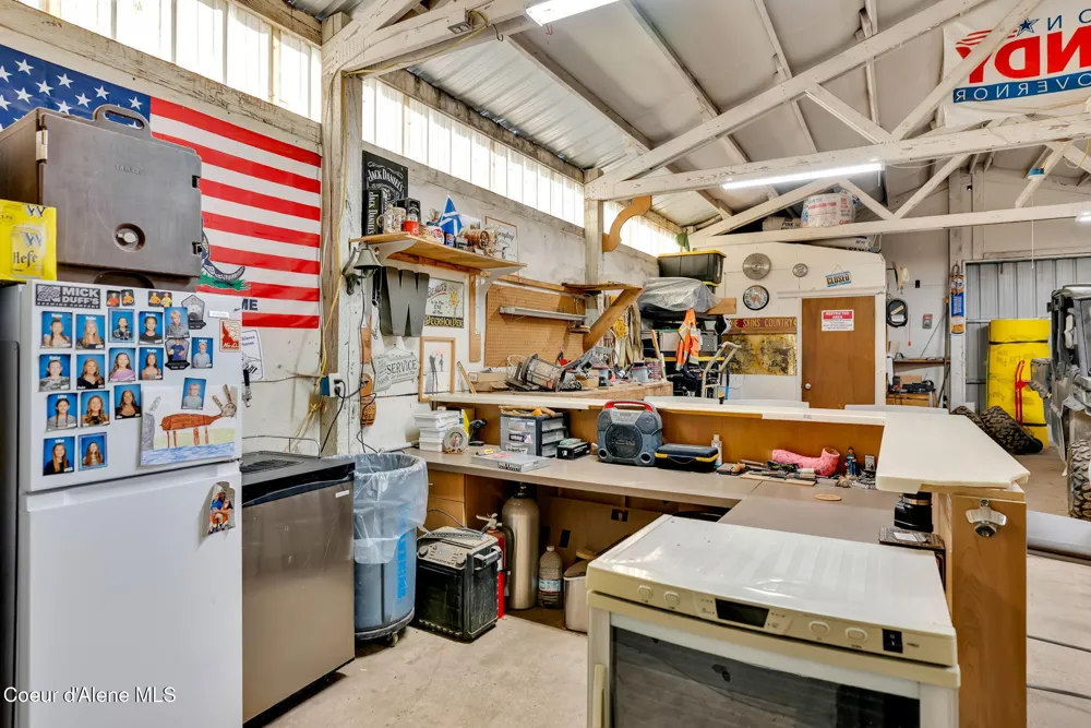 5077 W Nursery Lane Spirit Lake, ID 83869