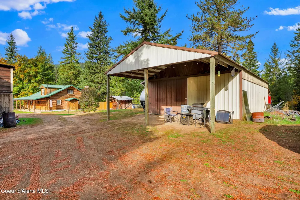 5077 W Nursery Lane Spirit Lake, ID 83869