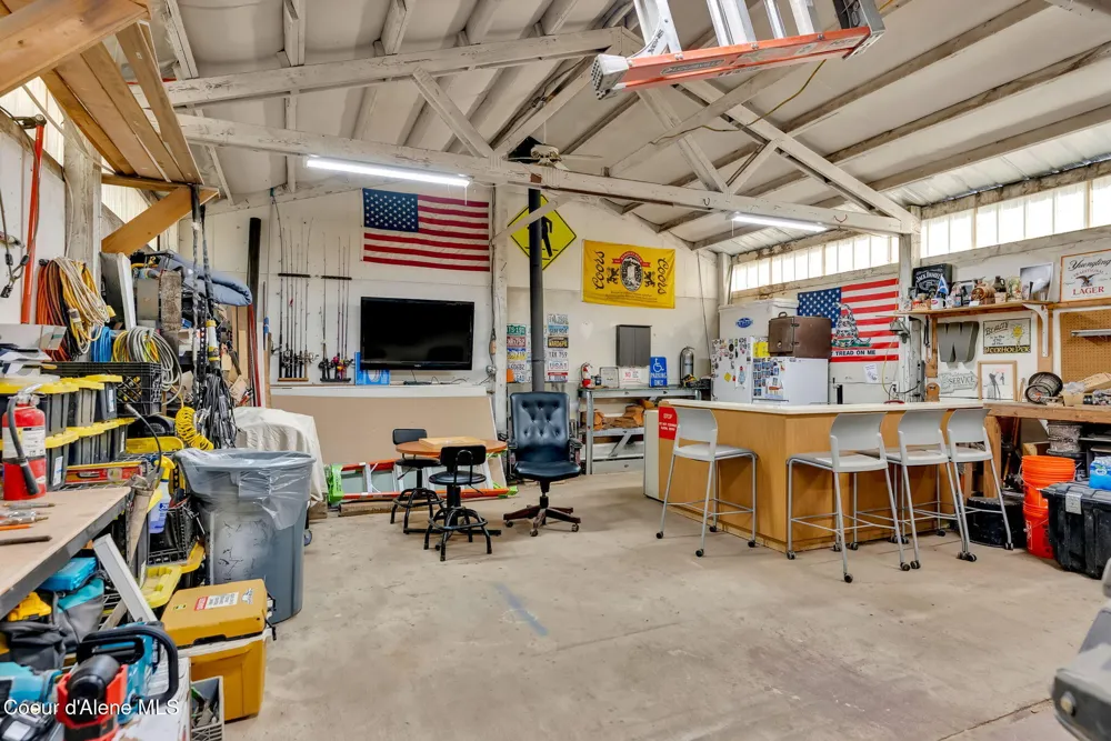 5077 W Nursery Lane Spirit Lake, ID 83869