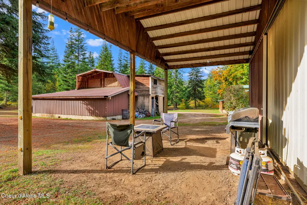 5077 W Nursery Lane Spirit Lake, ID 83869