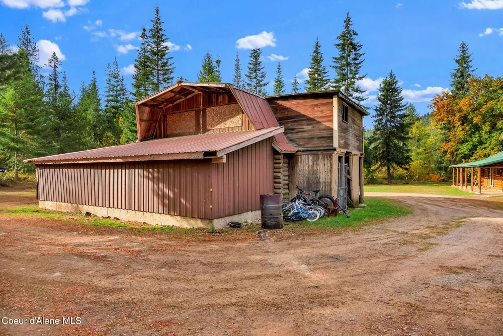 5077 W Nursery Lane Spirit Lake, ID 83869