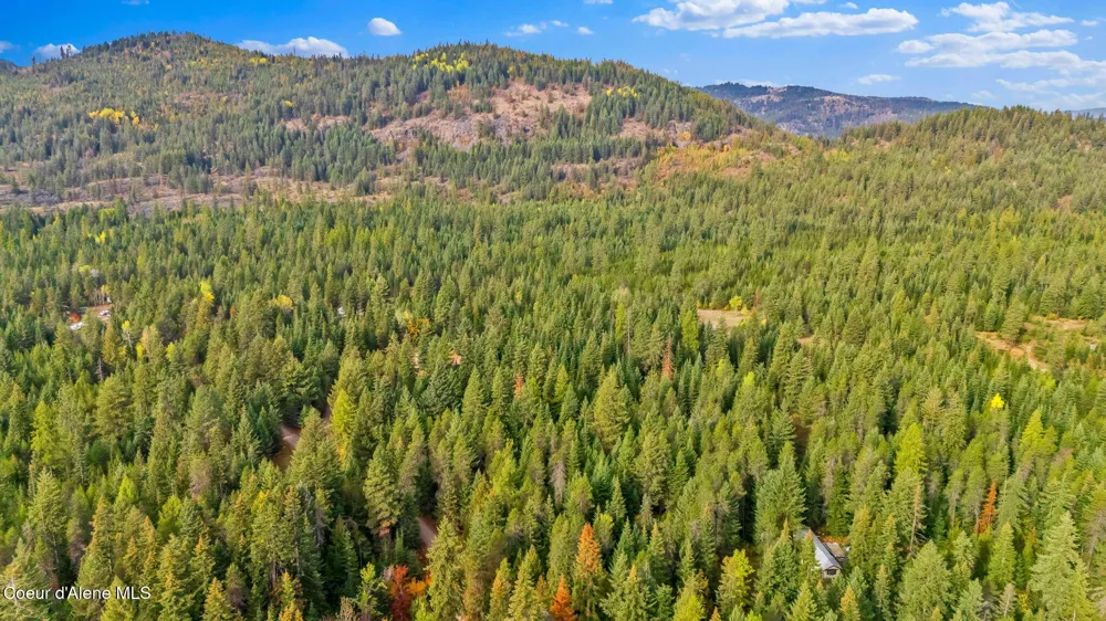 5077 W Nursery Lane Spirit Lake, ID 83869