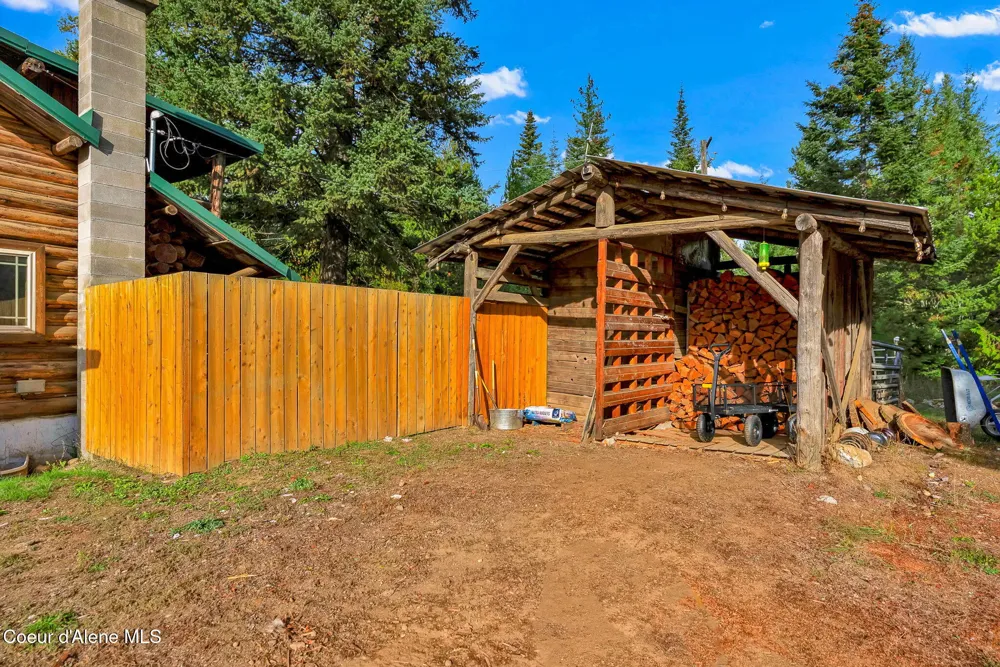 5077 W Nursery Lane Spirit Lake, ID 83869