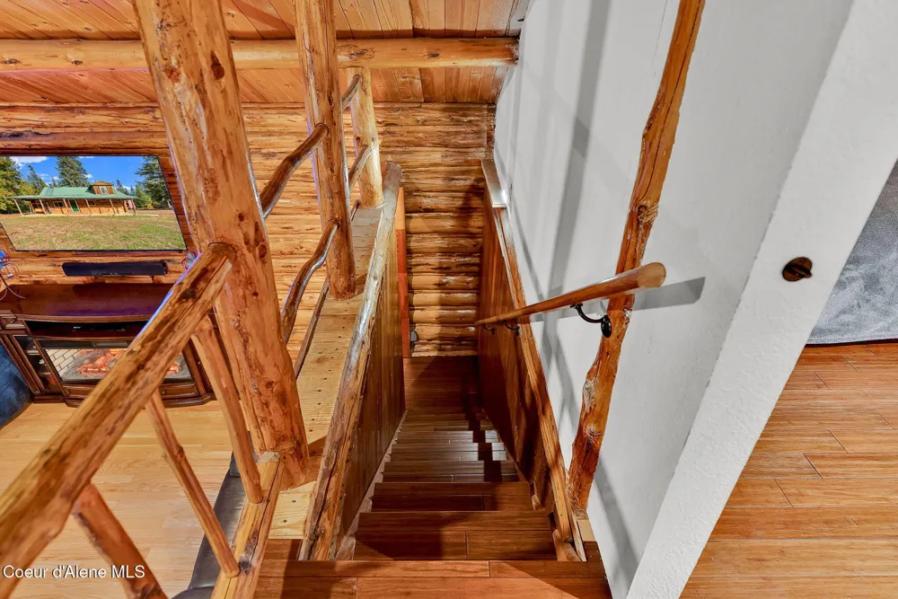 5077 W Nursery Lane Spirit Lake, ID 83869