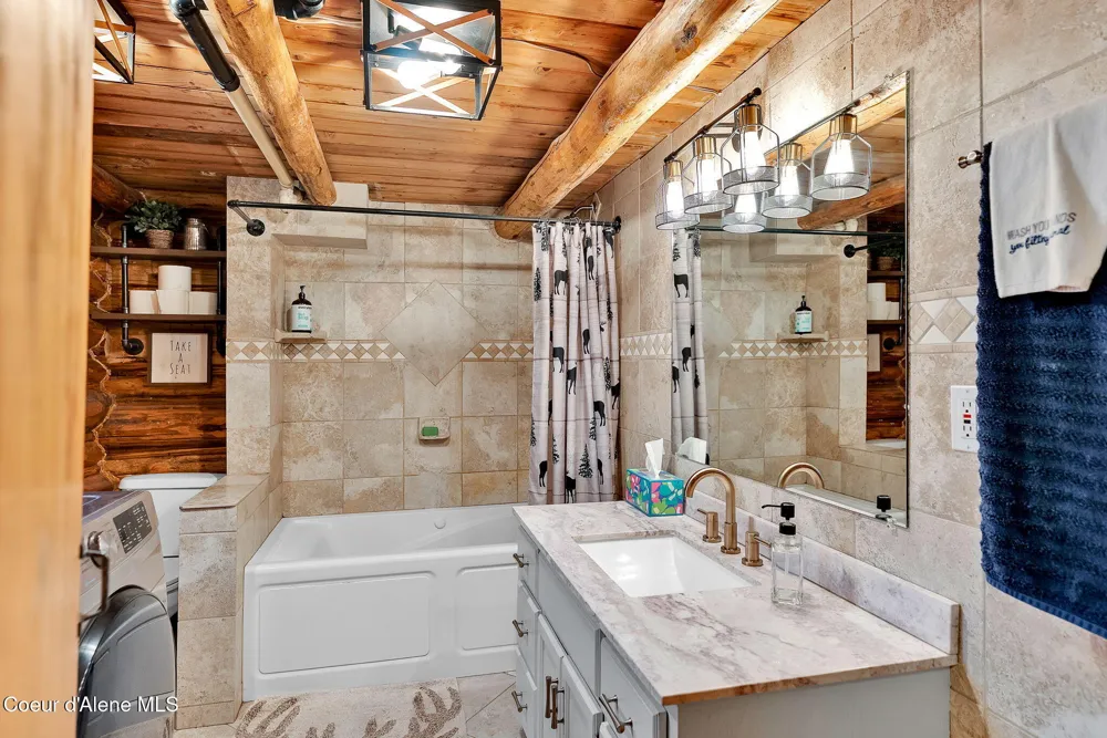5077 W Nursery Lane Spirit Lake, ID 83869