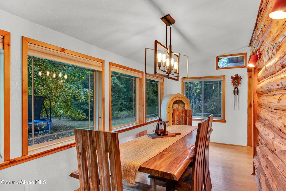 5077 W Nursery Lane Spirit Lake, ID 83869