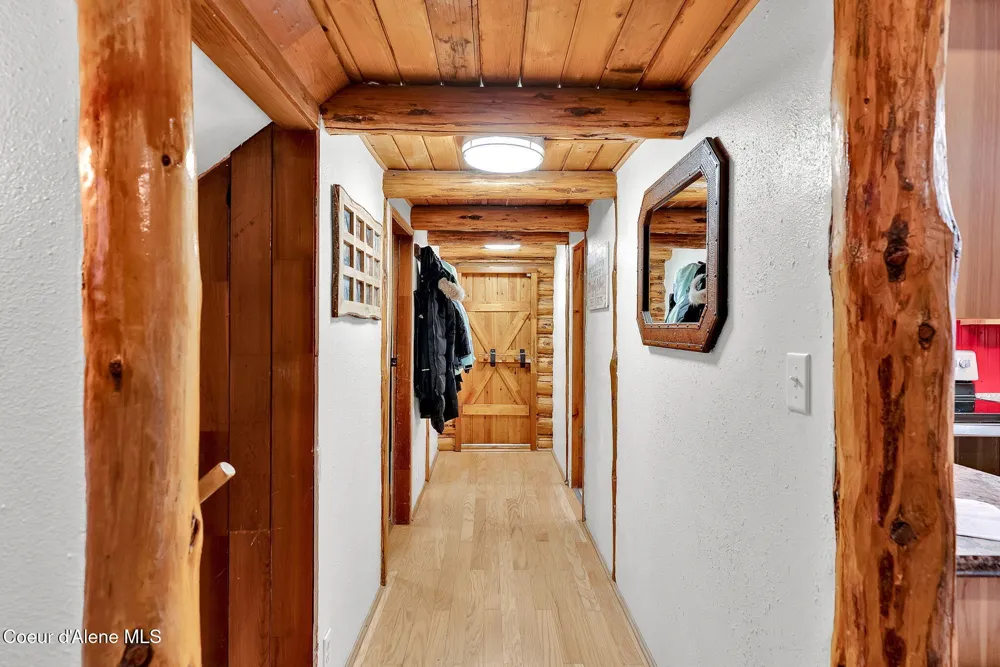 5077 W Nursery Lane Spirit Lake, ID 83869