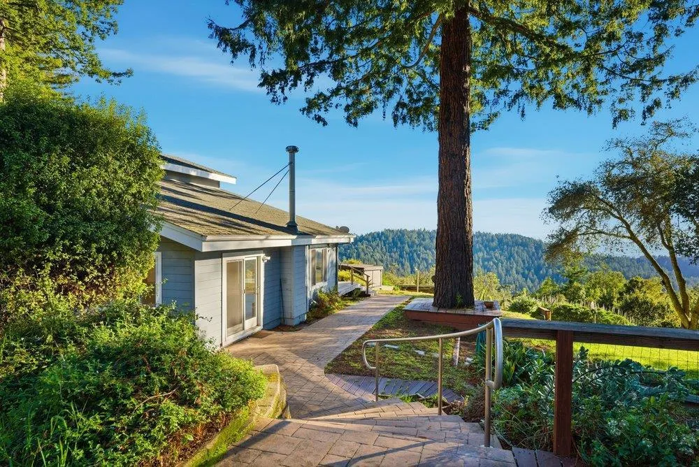 132 Pax Place Court Aptos, CA 95003