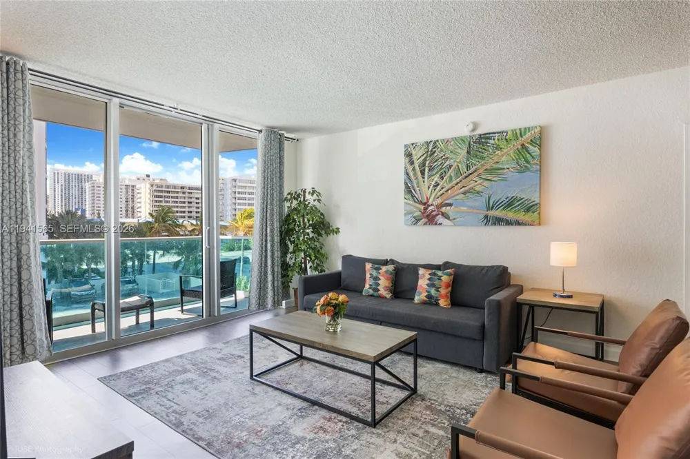4001 S Ocean Dr #3B Hollywood, FL 33019