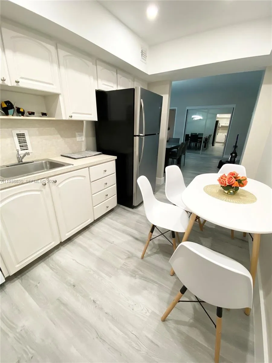 4001 S Ocean Dr #4M Hollywood, FL 33019