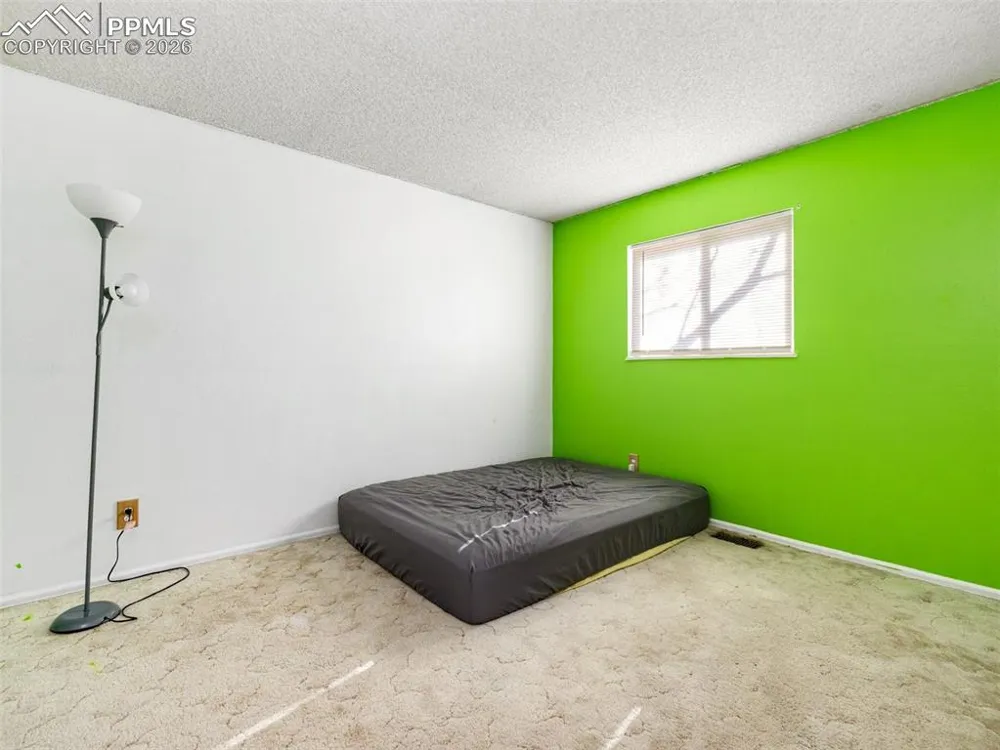 45 Archway Lane Pueblo, CO 81005