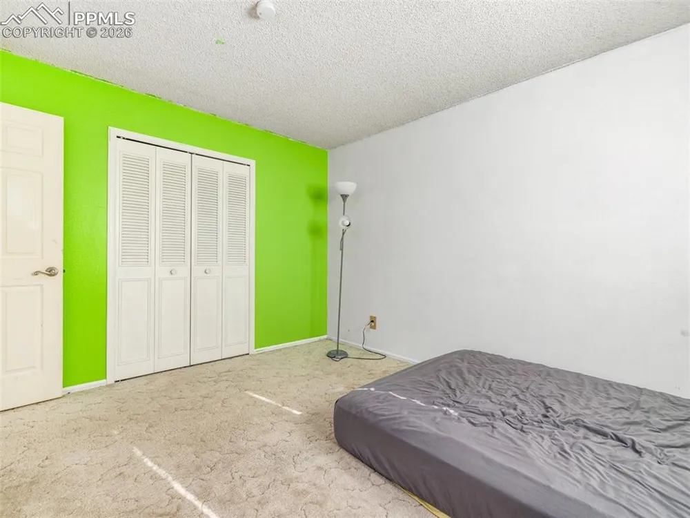 45 Archway Lane Pueblo, CO 81005