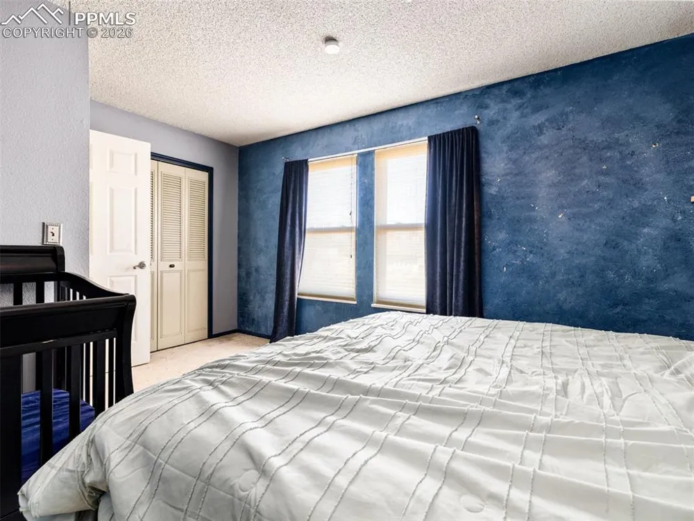 45 Archway Lane Pueblo, CO 81005