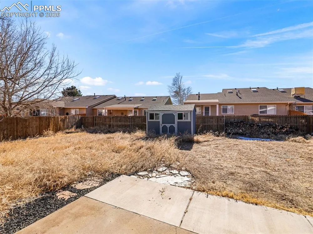 45 Archway Lane Pueblo, CO 81005