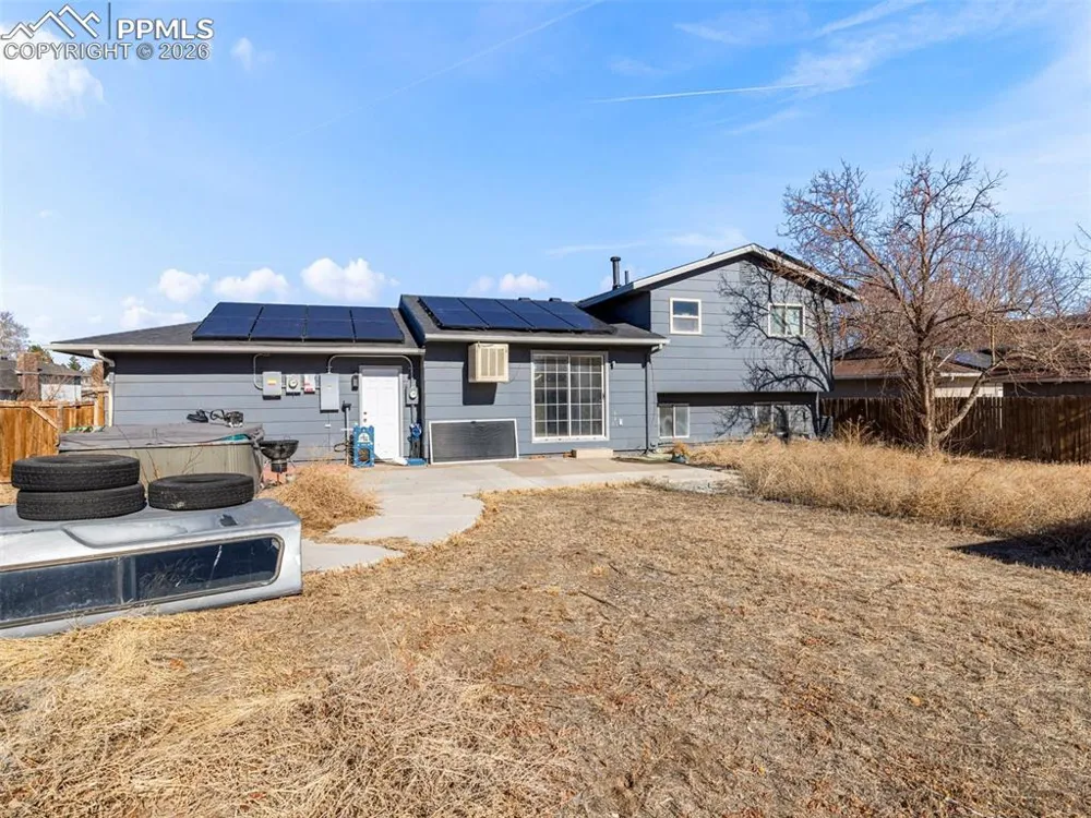 45 Archway Lane Pueblo, CO 81005