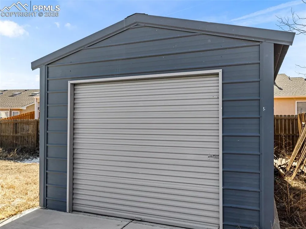 45 Archway Lane Pueblo, CO 81005