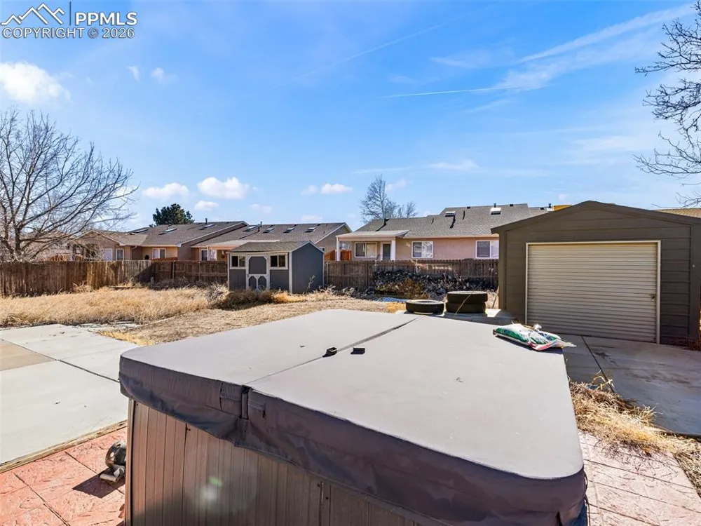 45 Archway Lane Pueblo, CO 81005