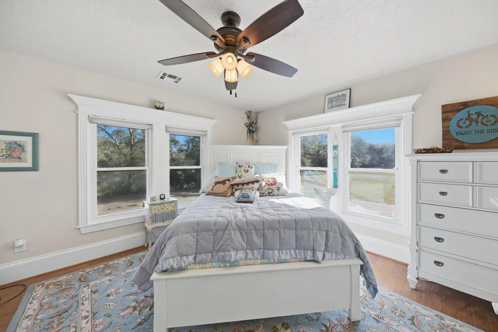 1804 Fm 109 New Ulm, TX 78950