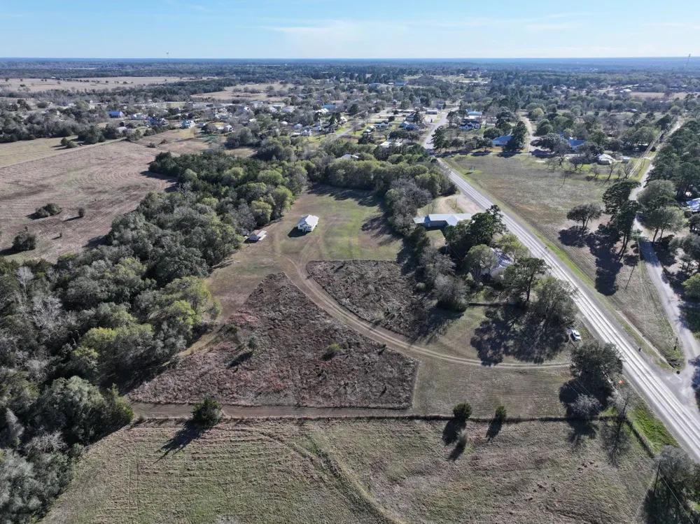 1804 Fm 109 New Ulm, TX 78950