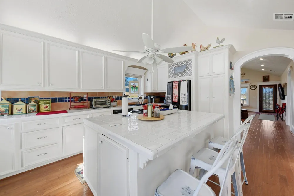 1804 Fm 109 New Ulm, TX 78950