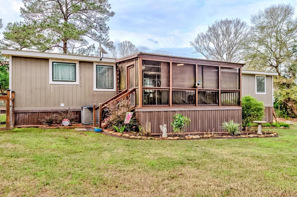 174 Audrey Brookeland, TX 75931