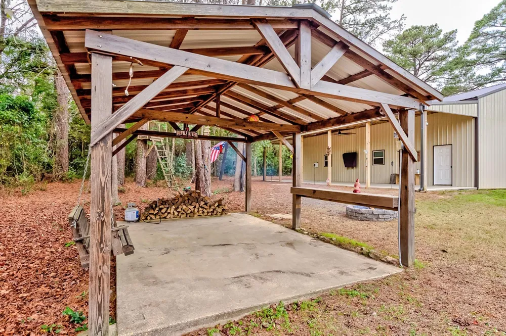 174 Audrey Brookeland, TX 75931