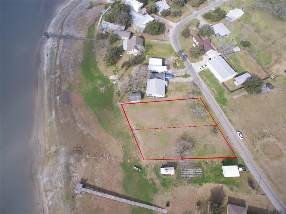 184 Zenna Drive Mathis, TX 78368