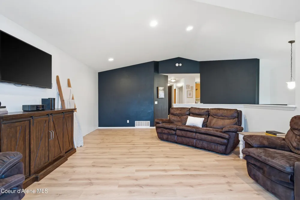 1049 Bainbridge Street Post Falls, ID 83854