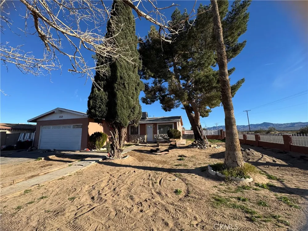 37869 Grandview Avenue Yermo, CA 92398