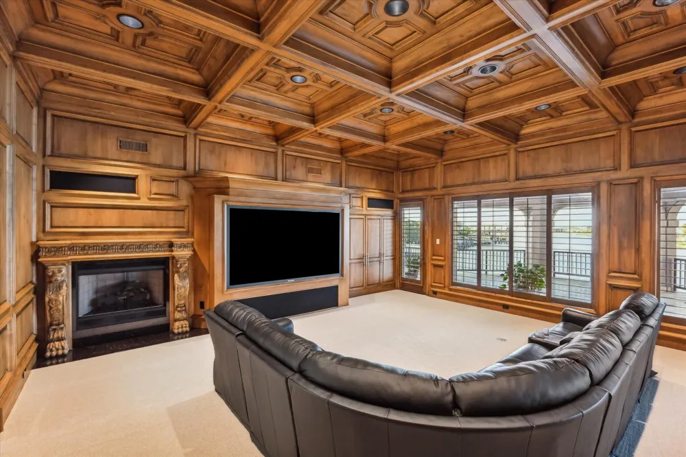 112 Bayou Lane Kemah, TX 77565