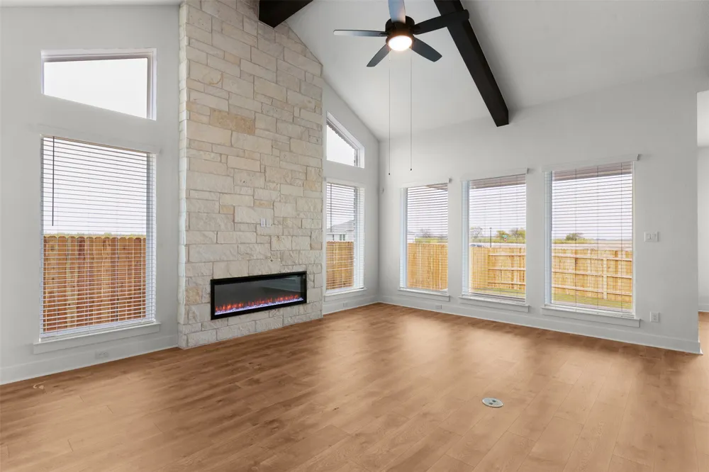 17308 Silverman Drive Pflugerville, TX 78660