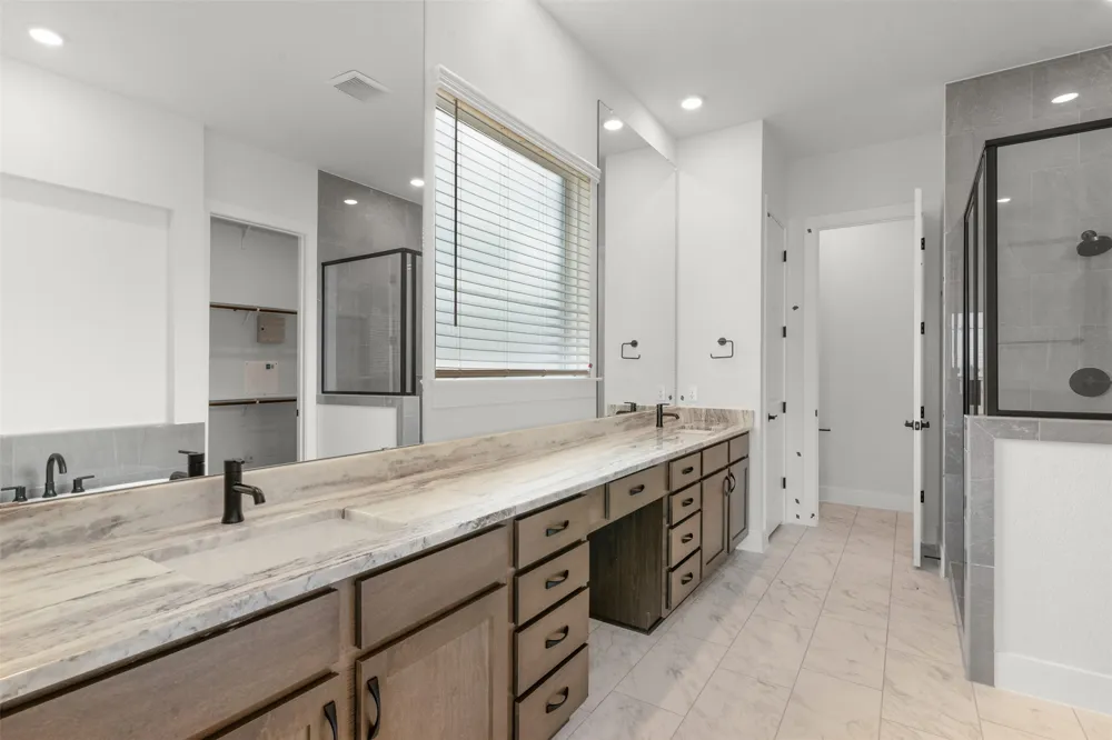 17308 Silverman Drive Pflugerville, TX 78660