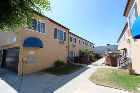 2341 Walnut