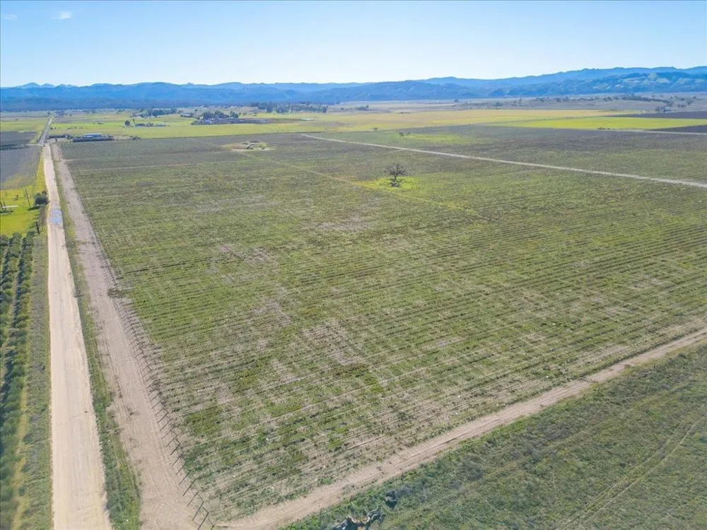 48655 Lockwood Jolon Road Lockwood, CA 93932