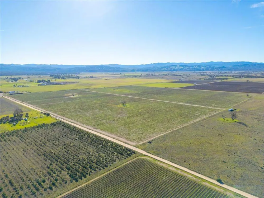 48655 Lockwood Jolon Road Lockwood, CA 93932