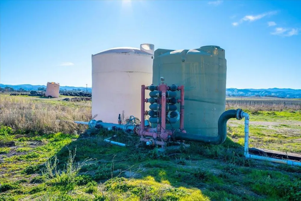 48655 Lockwood Jolon Road Lockwood, CA 93932