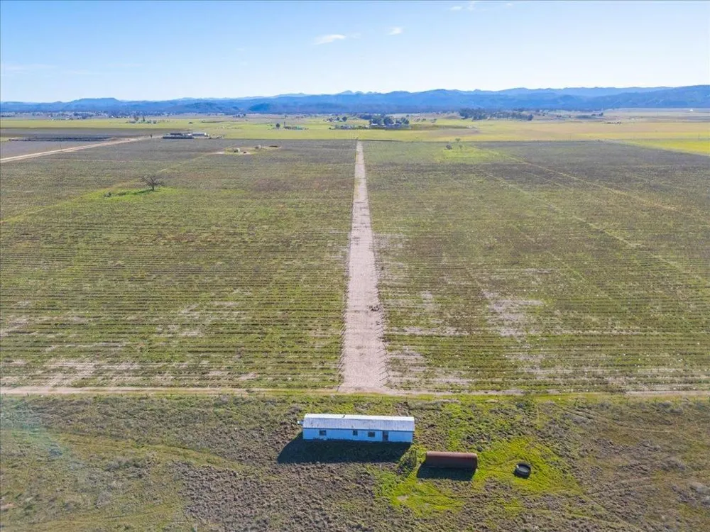 48655 Lockwood Jolon Road Lockwood, CA 93932
