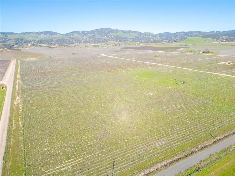 48655 Lockwood Jolon Road Lockwood, CA 93932